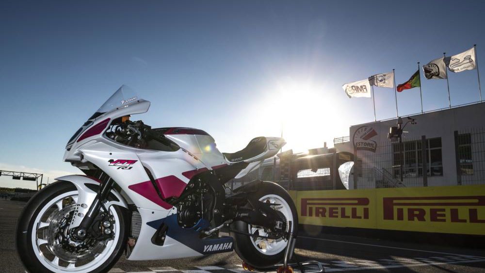 Fabrizio Pirovano - Yamaha R1 replica